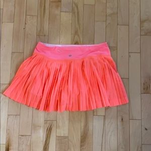Lululemon coral tennis skirt